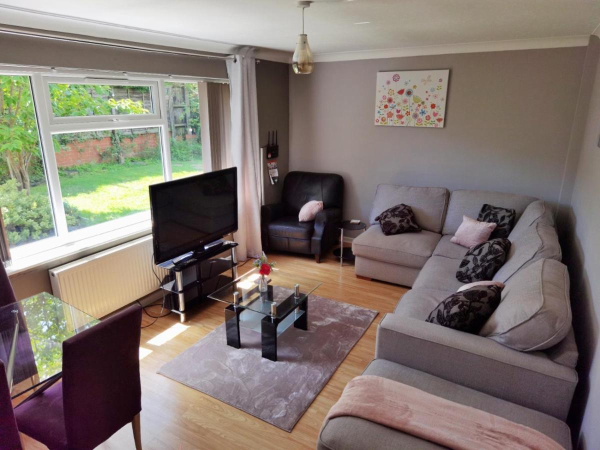 Fourth Avenue, Lovely Bungalow Available For Guests And Contractors Parking Wifi Nottingham Extérieur photo